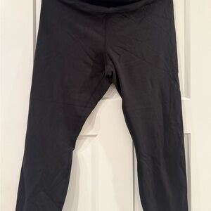 Lululemon Athletica Black Cropped Leggings